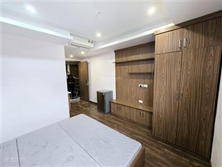 Bán ccmn phố chùa láng, ngõ thông ô tô đỗ cửa, dòng tiền 100 triệu/ tháng dt 134m2x6t giá 23. x tỷ