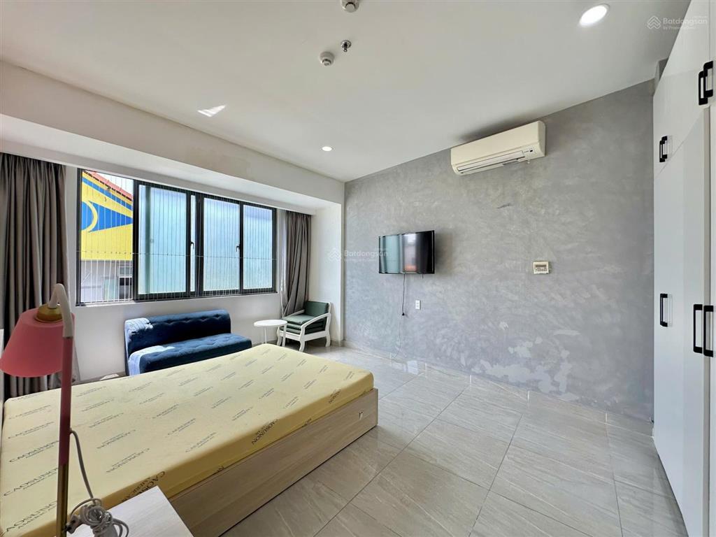 Cho thuê căn hộ 1pn tách bếp  rộng 35m2  đường nguyễn duy dương q5