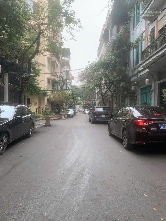 Bán nhà riêng tại lạc trung, 13,9 tỷ, 40 m2, 5pn, 6wc, 6 tầng, đn, mặt tiền 4.4m