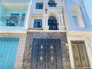 Nhà 1 trệt + 2 lầu. ngay đh marketing  lã xuân oai  võ văn hát, p long trường, q9