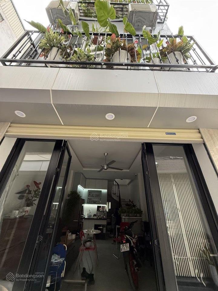 Nhà ngọc thụy dt sd 51m2 5 tầng chỉ 8,4 tỷ. lô góc, ngõ thông nhà nước, oto đỗ cửa