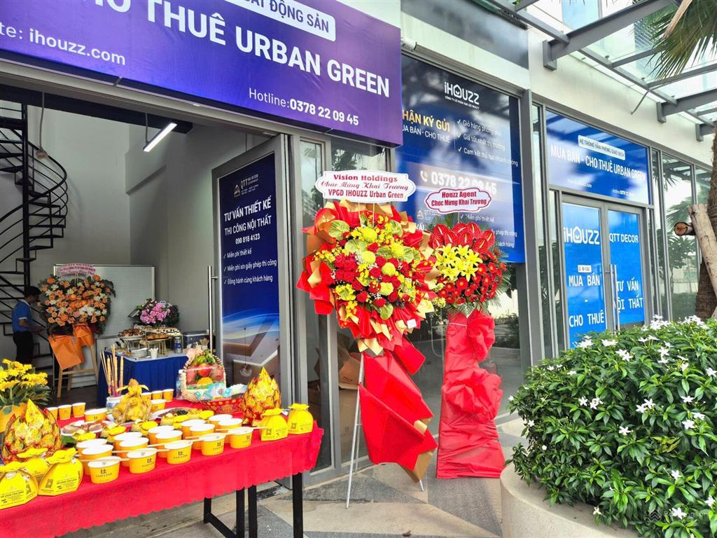 Cho thuê 1 mặt bằng kinh doanh 100m2 ngay chung cư 2000 người và khu dân cư vạn phúc city