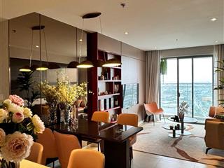 Chỉ còn 1 căn hộ 3 phòng ngủ 103m2 20 triệu/th ở ngay liền, đầy đủ nội thất, view hồ bơi, lk81