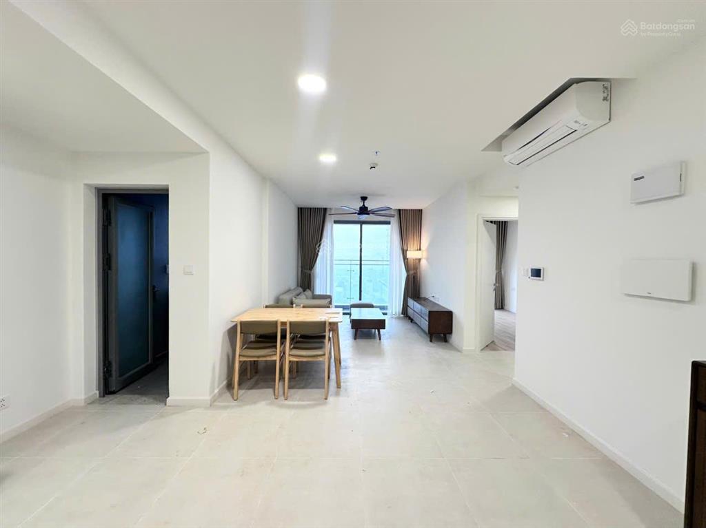 Chỉ còn 1 căn  13 triệu/th  83m2 2pn 2wc full  tầng 15 view hồ bơi  xem nhà ở ngay