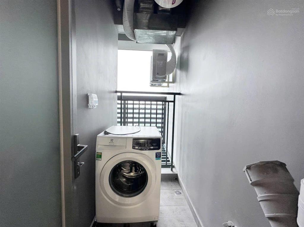 Chỉ còn 1 căn  13 triệu/th  83m2 2pn 2wc full  tầng 15 view hồ bơi  xem nhà ở ngay
