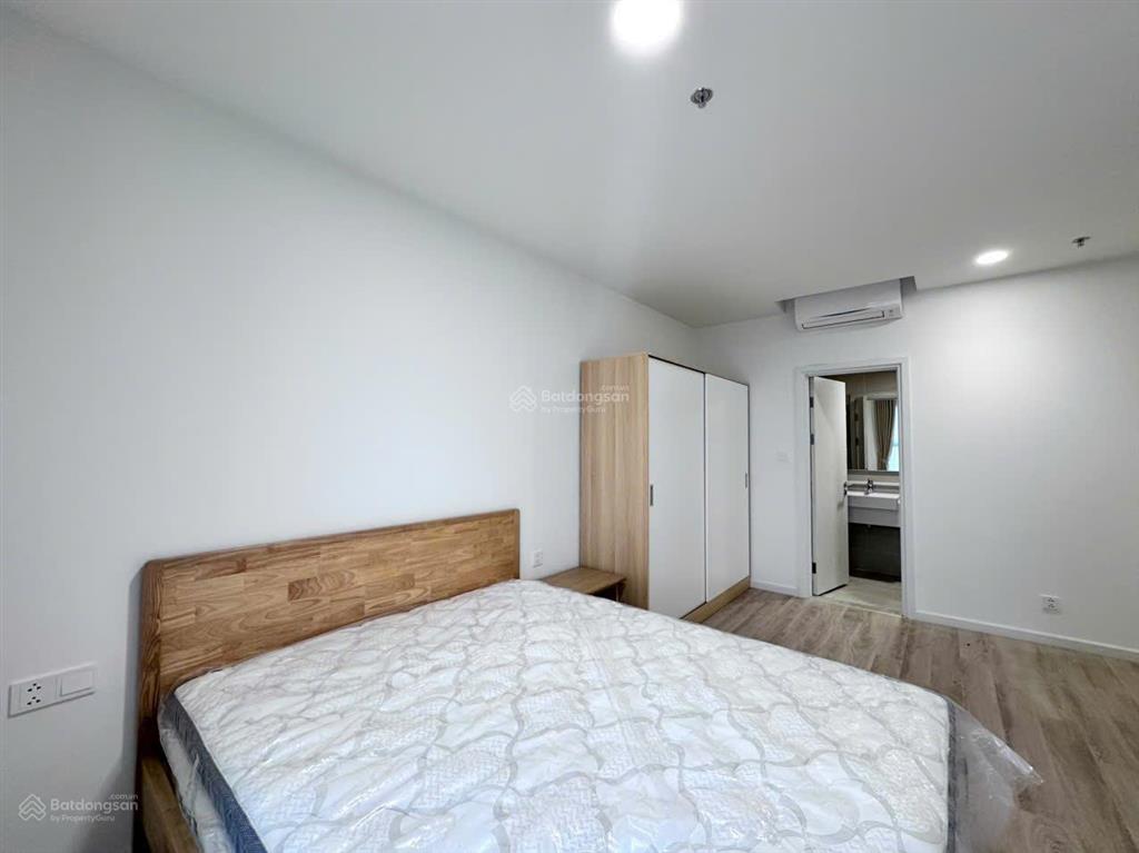 Chỉ còn 1 căn  13 triệu/th  83m2 2pn 2wc full  tầng 15 view hồ bơi  xem nhà ở ngay