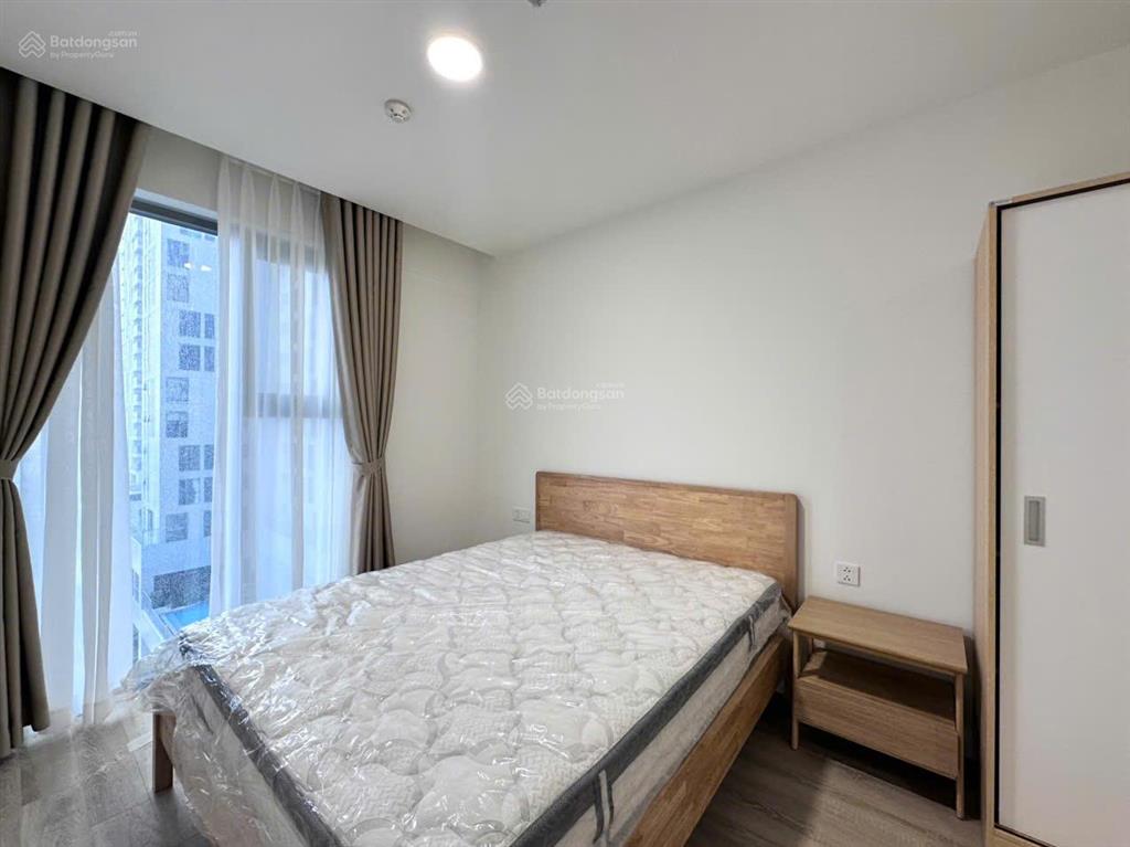 Chỉ còn 1 căn  13 triệu/th  83m2 2pn 2wc full  tầng 15 view hồ bơi  xem nhà ở ngay