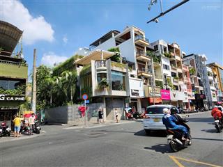 Bán nhà góc 2 mặt tiền đường hai bà trưng và đinh công tráng, quận 1. 8.2x22, 225m2 3 lầu. 199 tỷ