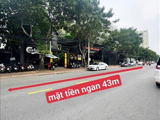 Bán nhà mt nguyễn văn hưởng, thảo điền , quận 2  43x51m, 2043m2  giá chỉ 720 tỷ (350 tr/m2)