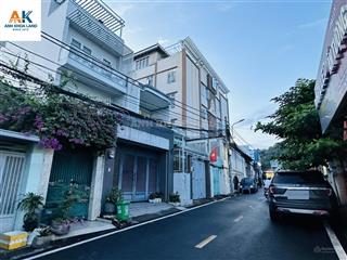 Bán nhà 3 tầng nội thất đẹp gần vincom quận 9  đường số 2  tăng nhơn phú b  giá 6.3 tỷ