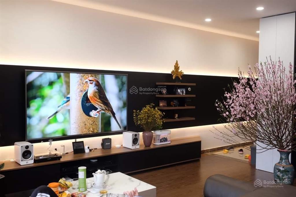 Hiếm! căn góc skylake 3pn + 1 đa năng, view hồ skylake, ban công đông nam giá chỉ 15 tỷ!