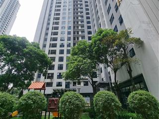 Chính chủ cần bán gấp căn 2 ngủ tòa r2 goldmark, ban công đông nam, tặng full đồ, giá 5,5 tỷ