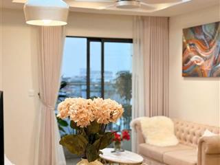 Chính chủ cần bán gấp căn 2 ngủ tòa b the zei, ban công đông nam, tặng full đồ, giá 7,5 tỷ