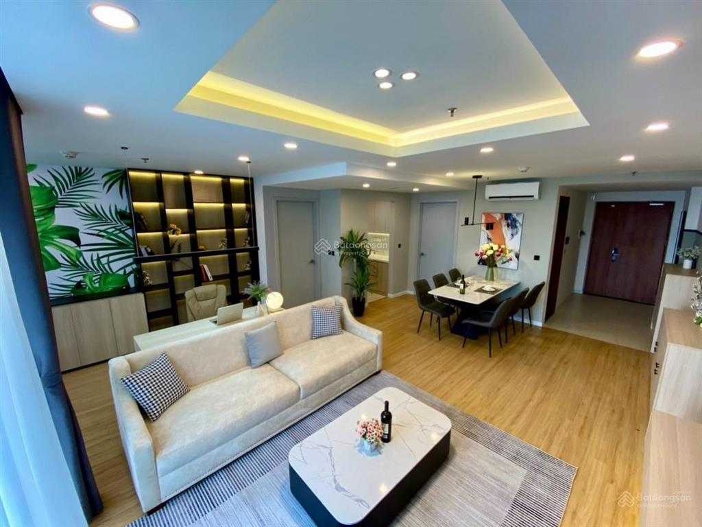 Cắt lỗ! gia đình cần bán gấp căn 3 phòng ngủ tòa s4 goldmark city, bc đông nam, 94 m2, giá 5,2 tỷ