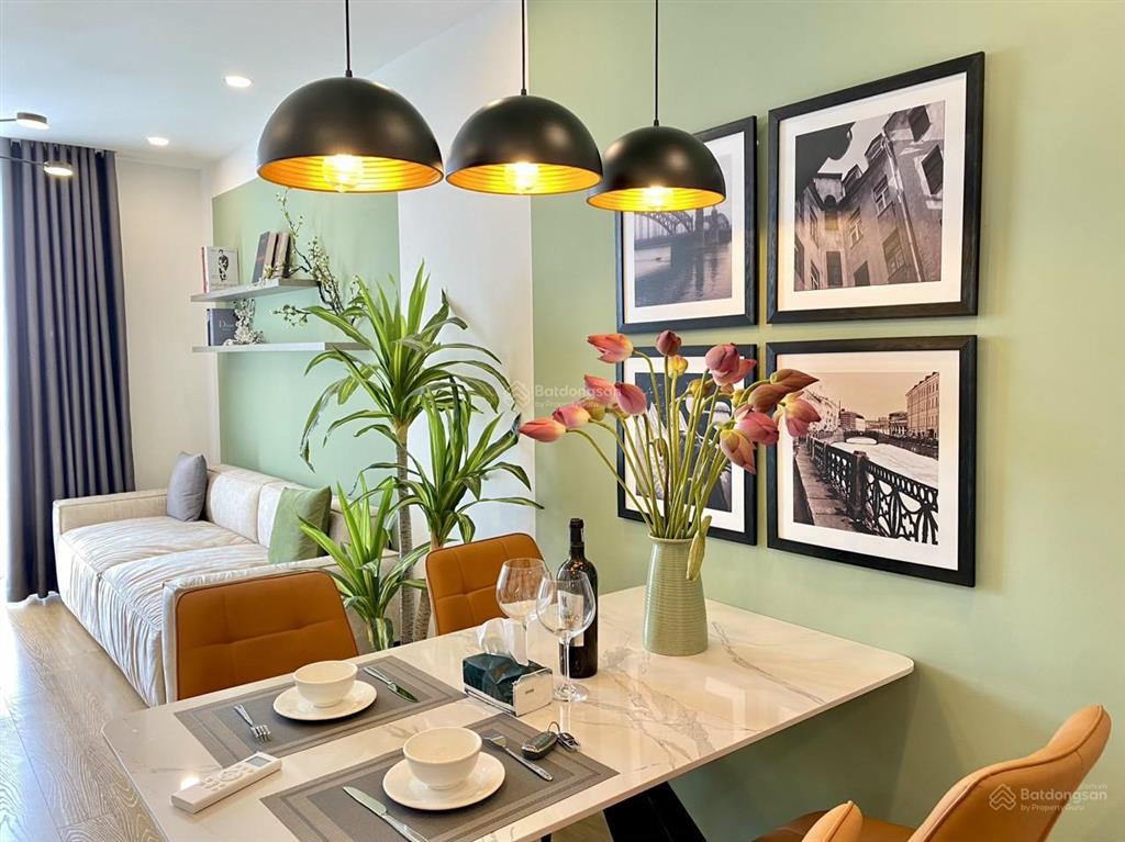 Cần bán gấp! căn hộ 2pn nam trung yên full nội thất xịn, 60m2, ban công đông, vào ở ngay