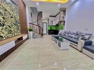 Hot! nhà phố kim giang, 10 mét ra phố, ngõ rộng ba gác tránh, ô tô ngay cạnh nhà, 35m2 * 5t