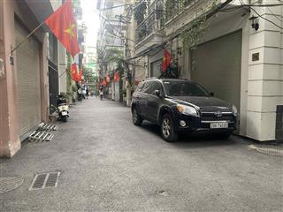 9tỷ, nhà ngã tư sở, 58m2*4tầng, lô góc, 30m ra phố