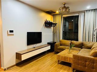Gia đình tôi chuyển công tác cần bán gấp căn 3 ngủ the emerald , dt 99m giá 8,2 tỷ , sẵn sổ full đồ