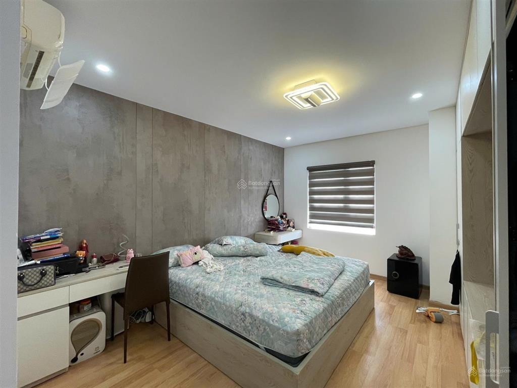 Chính chủ cần bán gấp căn 3 ngủ 128m2 golden palace, nam từ liêm, hn, giá 8,6 tỷ, sẵn sổ full đồ