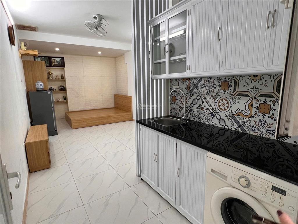 Căn hộ tầng 1 trong khu tập thể văn minh nguyễn trãi  thanh xuân