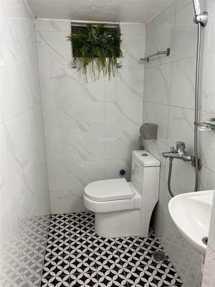 Căn hộ tầng 1 trong khu tập thể văn minh nguyễn trãi  thanh xuân