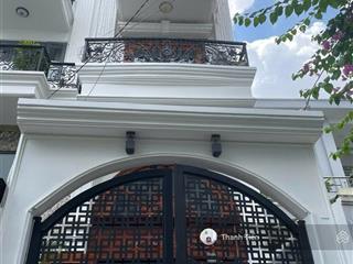 Nhà 5 tầng (6x24m) có thang máy. mới xây 2024. xe 7 chỗ vào nhà,full nội thất cao cấp. chỉ 160tr/m2