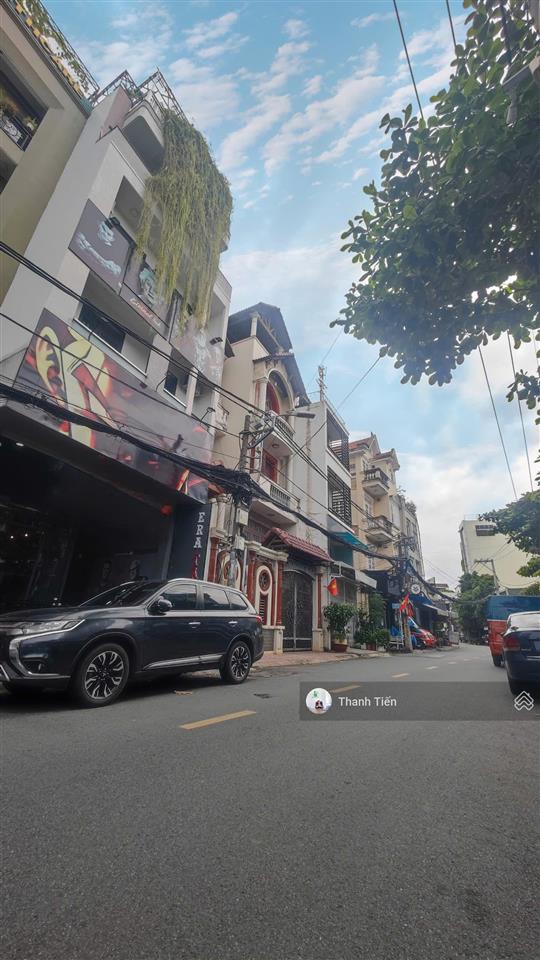 Tòa căn hộ + penthouse (7x30m) hầm + 5 tầng thang máy. dòng tiền 2,5 tỷ/năm  chỉ 43 tỷ còn bớt