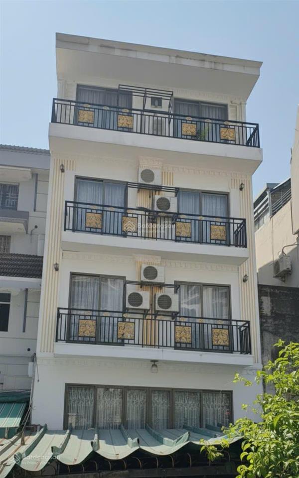 Tòa nhà 9x12m. 5 tầng 16 phòng có thang máy. đường nhựa 7m sát mặt tiền hoàng văn thụ  24,8 tỷ tl