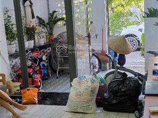 Nhà 3 tầng mặt tiền đường bạch dương, p hiệp thành, q12, dt 97,5m2 (6,5mx15m), đường 6m giá 7,8tỷ