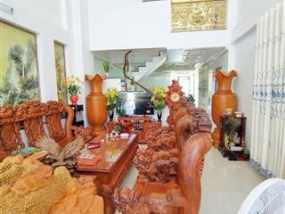Biệt thự 4 tầng mặt tiền đường hiệp thành 13 phường ht q12 dt 333m2 (6,9mx49m) đường 12m giá 18,9tỷ