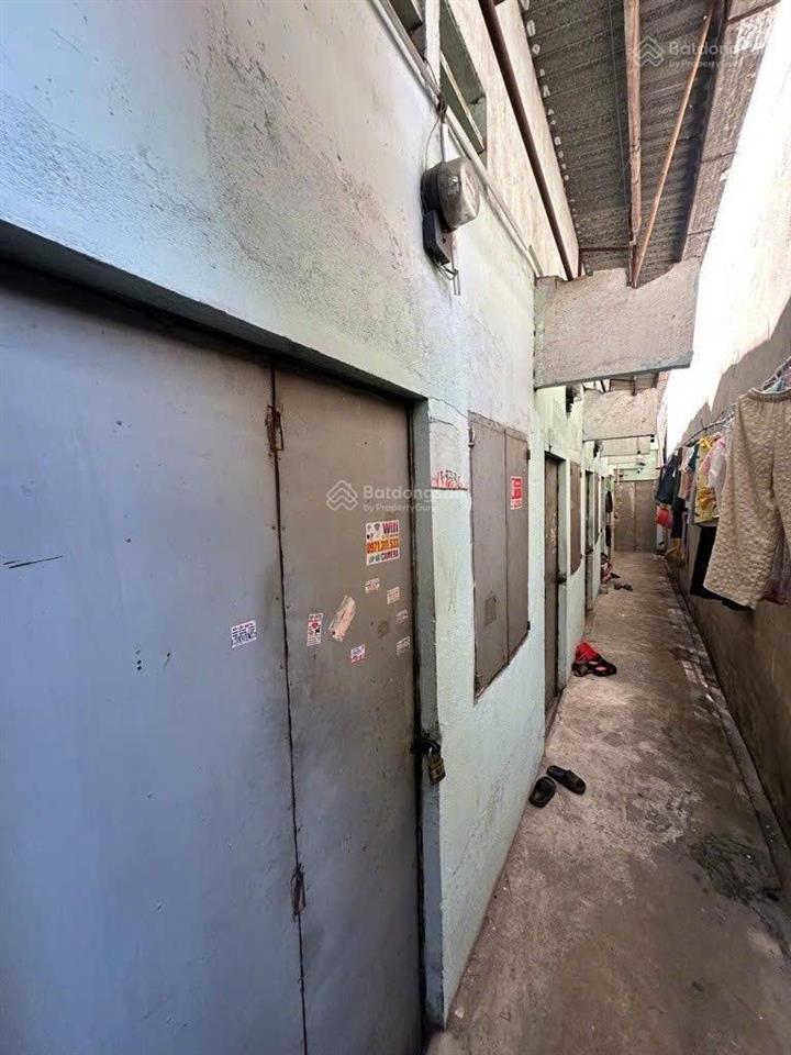 Nhà 2 tầng mặt tiền đường trung chánh 2 xã tc h. hóc môn dt 150m2(5x30) đường 6m dòng tiền 10tr/th