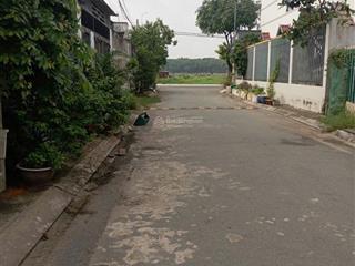Cần bán lô đất cho dân đầu tư 1/ bà điểm 4..85m2..giá 2,85 tỷ..shr. 0832 369 ***