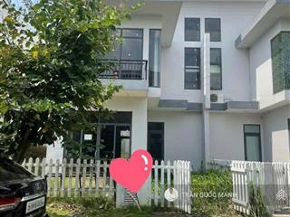 Bán căn biệt thự song lập bella villa 9x15. nhà thô. giá 3,35 tỷ.  0832 369 ***