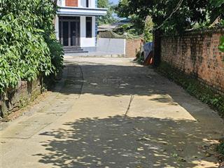 Đất hòa lạc hơn 1 tỷ sổ hồng. bám suối