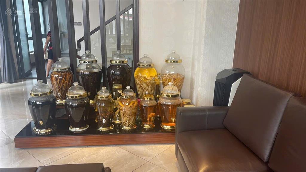 Bán nhà 6 tầng siêu đẹp, 6x21m, góc 2 mặt tiền, đường xe hơi tải đặng văn ngữ, phú nhuận, 29,99 tỷ