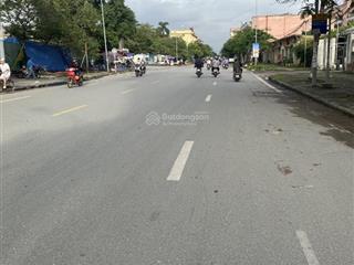 Bán đất. cổ nhuế. btl
đất phân lô 2 thoáng  fadin đỗ cửa , vào đất
dt 41 m , thực tế sử dụng 50