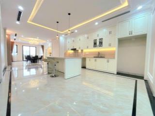 Siêu phẩm 918 phúc đồng  90m2 x 7 tầng thang máy  phân lô quân đội