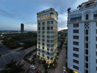 Sang nhượng khách sạn 4 sao view vịnh hạ long  vị trí kim cương lô góc 13 tầng  dòng tiền cao
