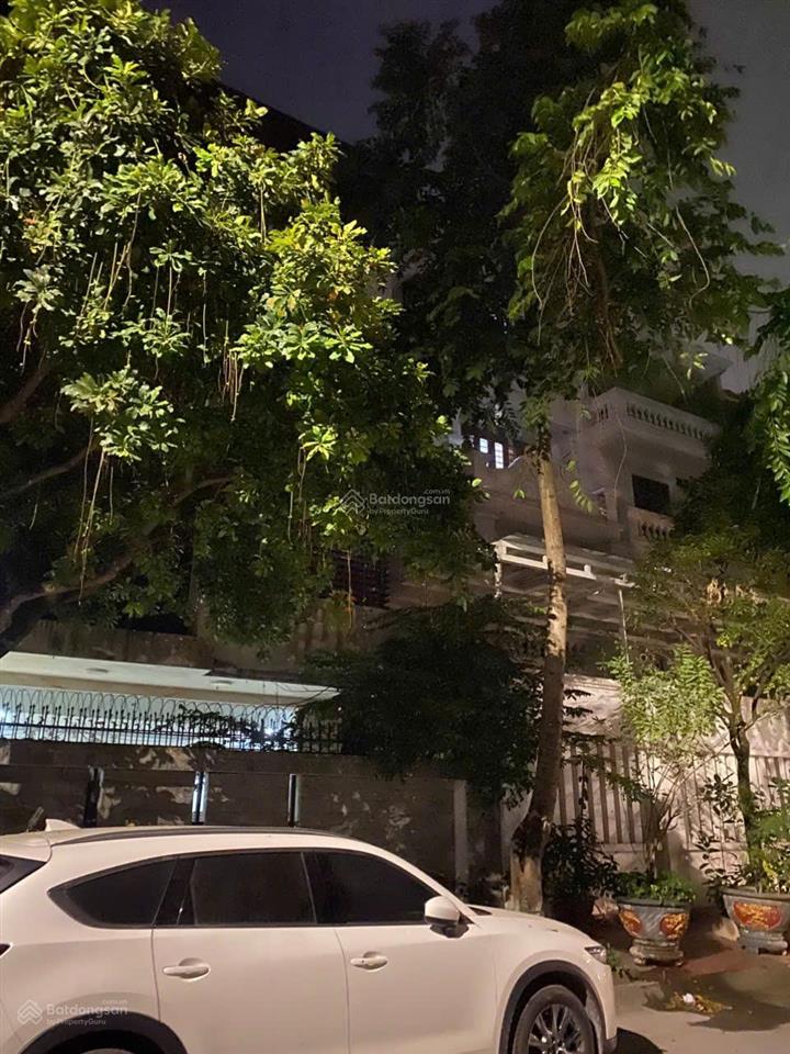 Chính chủ gửi bán căn biệt thự khu đấu giá qsd đất tứ hiệp 215m2 xây 4 tầng mt 14m giá 53 tỷ có tl