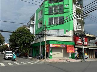 Góc 2mt đường bình long cho thuê 3 lầu lối đi riêng làm văn phòng hoặc ở. giá 7triệu/lầu
