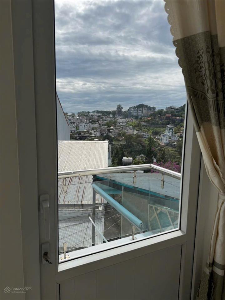 Chỉ 6,4 tỷ cho nhà đà lạt đường xe hơi tới nhà.