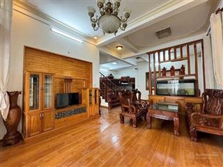 Biệt thự trần đại nghĩa  đà lạt chỉ 7,5 tỷ.