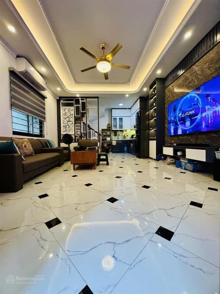 Bán nhà phố hồng mai 40m2 x ngõ nông rộng vài bước ra mặt phố sầm uất