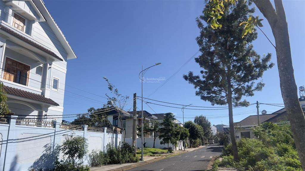 Bán đất 300m2 tại lê đại hành, đức trọng, lâm đồng, 7,65 tỷ