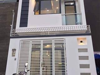 Duy nhất 1 căn nhà đẹp đúc 1 lầu sân thượng 2pn  sổ hồng vuông vức  sàn 32m2