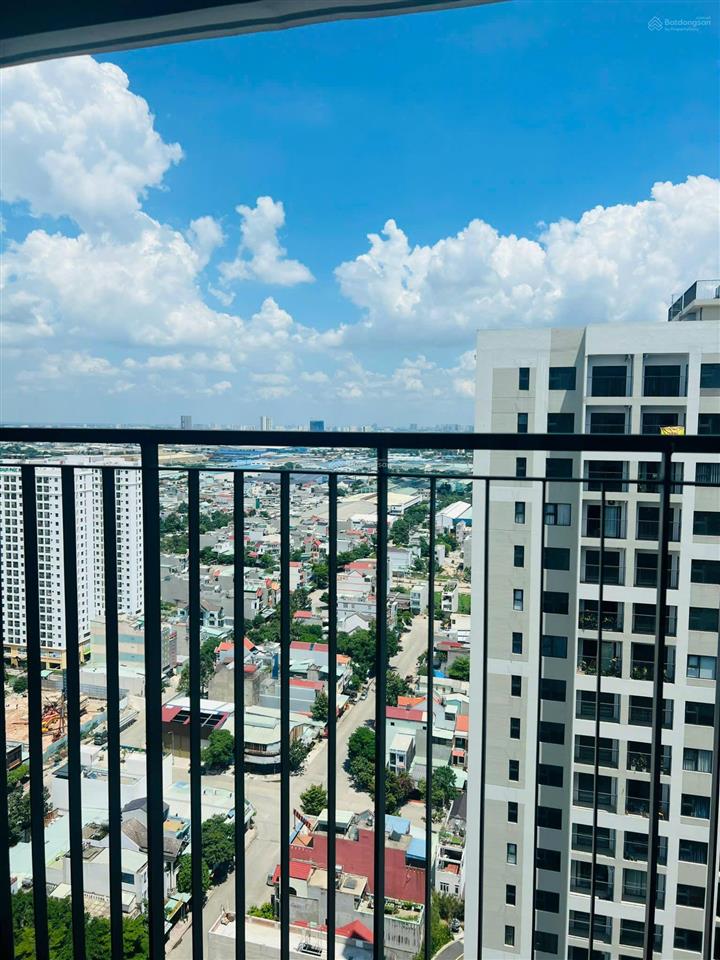Cho thuê căn hộ 86m2 3pn2wc full nội thất tại charm city dĩ an .giá 9,5 triệu/tháng
