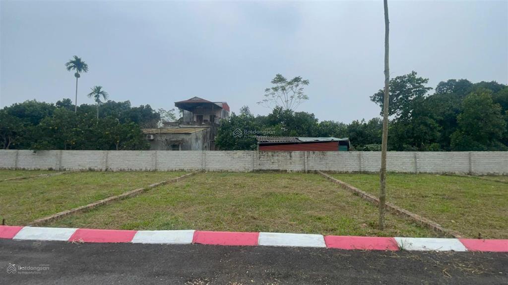 Đất trại hồ view đẹp  gần đại học quốc gia và khu công nghệ cao hòa lạc