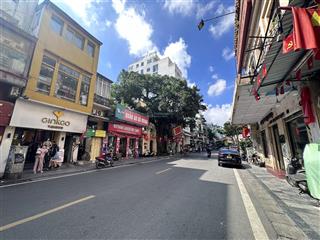 Siêu phẩm vị trí kim cương nhà phố hàng gai  vài bước ra hồ gươm  full thổ cư  7 nổi 1 hầm