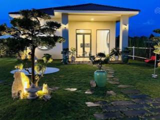 Chủ nợ nần nên cần bán gấp lỗ nặng lô 15x60m, 900m2 giá 300triệu có sẵn tặng nhà và sân vườn đẹp