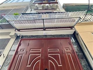 Bán nhà ở phú diễn  từ liêm, dt 50m2 x 6 tầng thang máy oto qua nhà với giá 12,4 tỷ